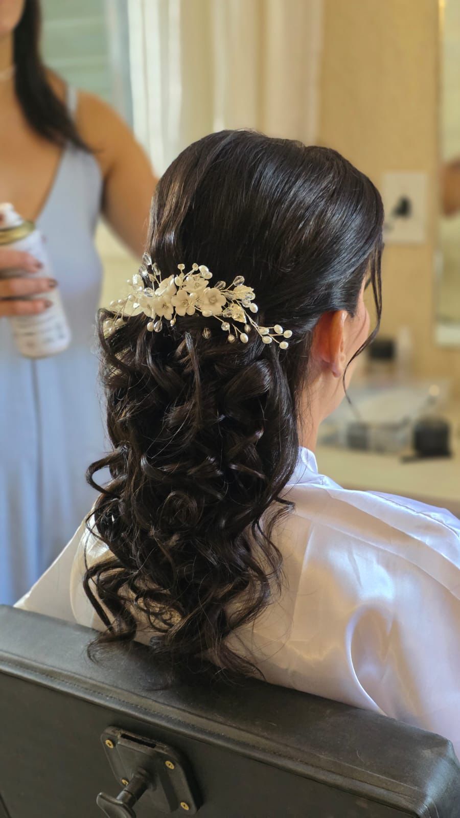 Detalhe de maquiagem de Adriana — AE Espaço Beleza